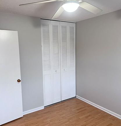 5th image of 309 N Marshall Ave APT 17