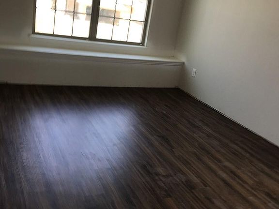 2nd image of 4909 Sanger Circle Dr