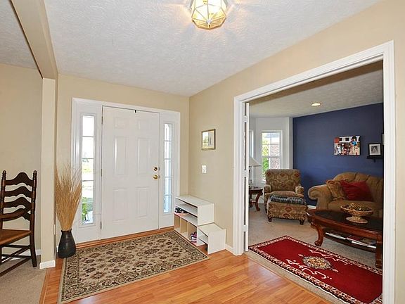 3rd image of 5858 Grand Ave