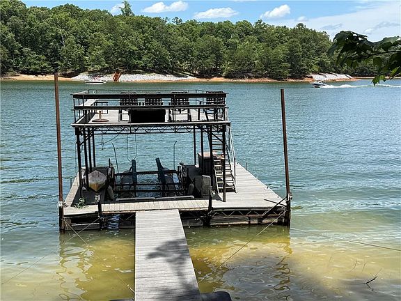 3rd image of 681 Chestatee Point