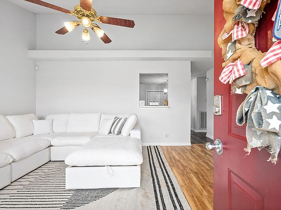 5th image of 1339 Meredith Way