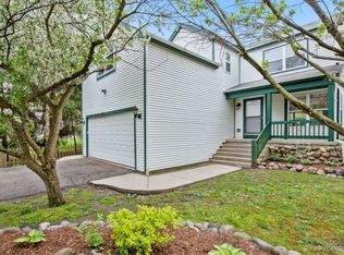 5716 Buena Vista Dr, Crystal Lake, IL
