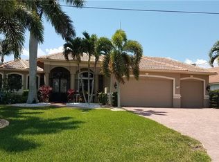 2520 SW 28th Pl, Cape Coral, FL 33914