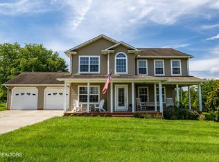 2837 Rhett Butler Dr, Louisville, TN 37777