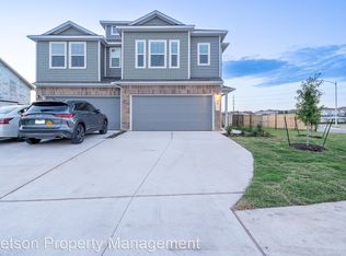 7100 Dancing Wind Ln, Del Valle, TX 78617