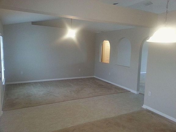 4th image of 1821 Hudson Ct