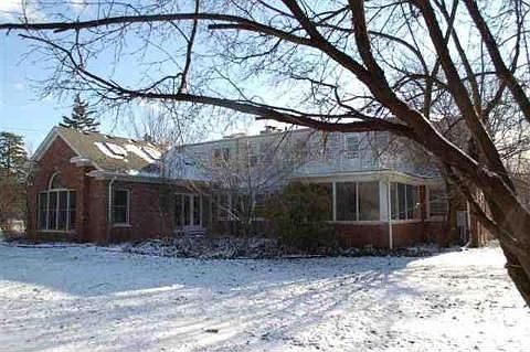3rd image of 1426 Lochmoor Blvd