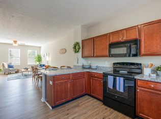 700 Landis Ridge Dr #5-610, Louisville, KY 40245