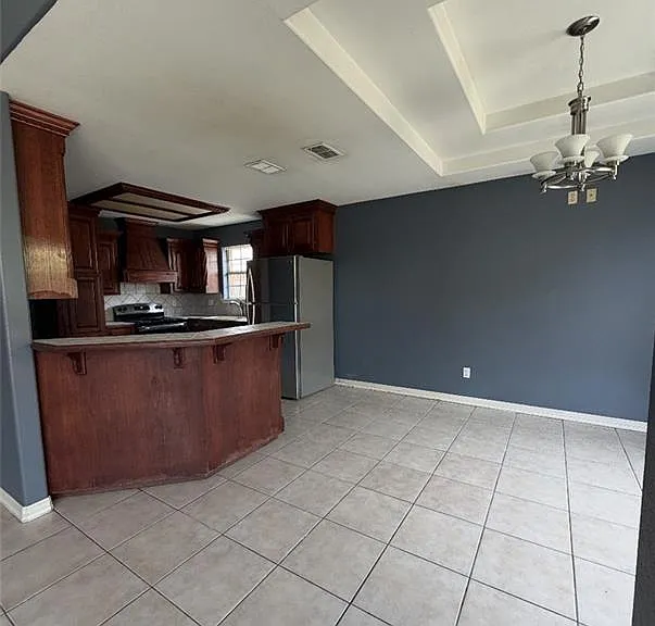 1808 Yellowbrick Rd — Photo 5