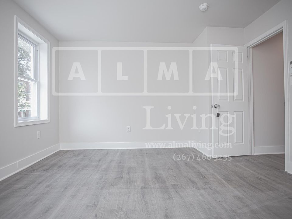 1st image of 1741 W Ontario St #15