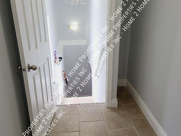 2nd image of 1803 Jefferson St