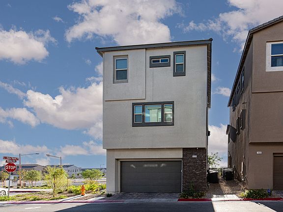 4th image of 1474 Whistling Kite St