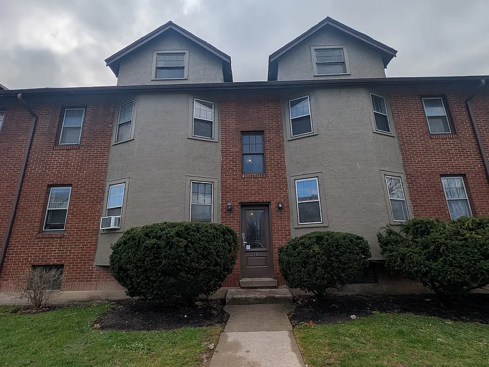 242 Delaware