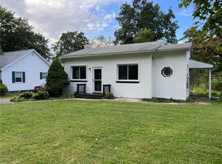 738 W Poland Rd, Bessemer, PA 16112
