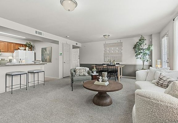 5th image of 9777 N Council Rd APT 1512