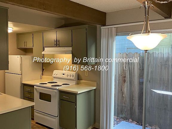3rd image of 2306 Capitol Ave #5