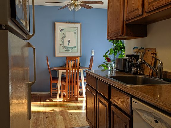 5th image of 32091 Williamsburg St