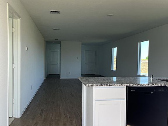 Open kitchen