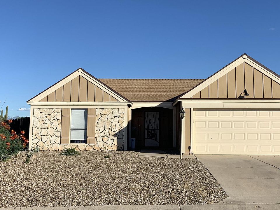 1st image of 8634 N Holly Brook Ave