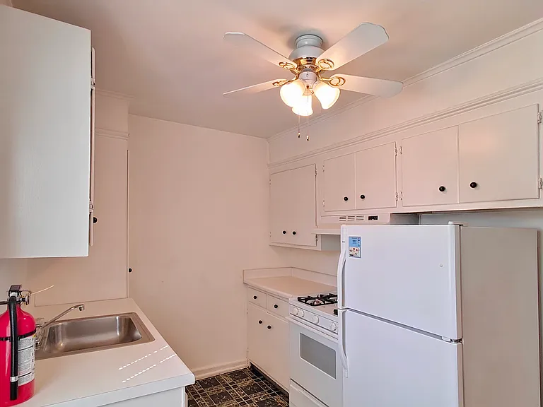 63 W Hudson Ave #A19 — Photo 12