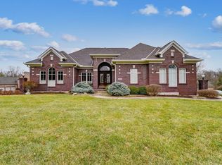 1402 Camberly Dr, Cincinnati, OH 45215