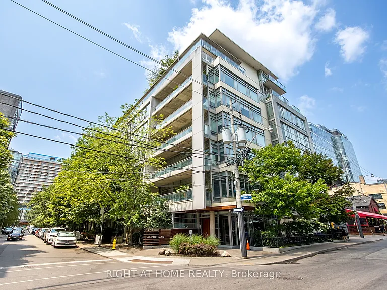 66 Portland St #Penthouse 805 — Photo 1