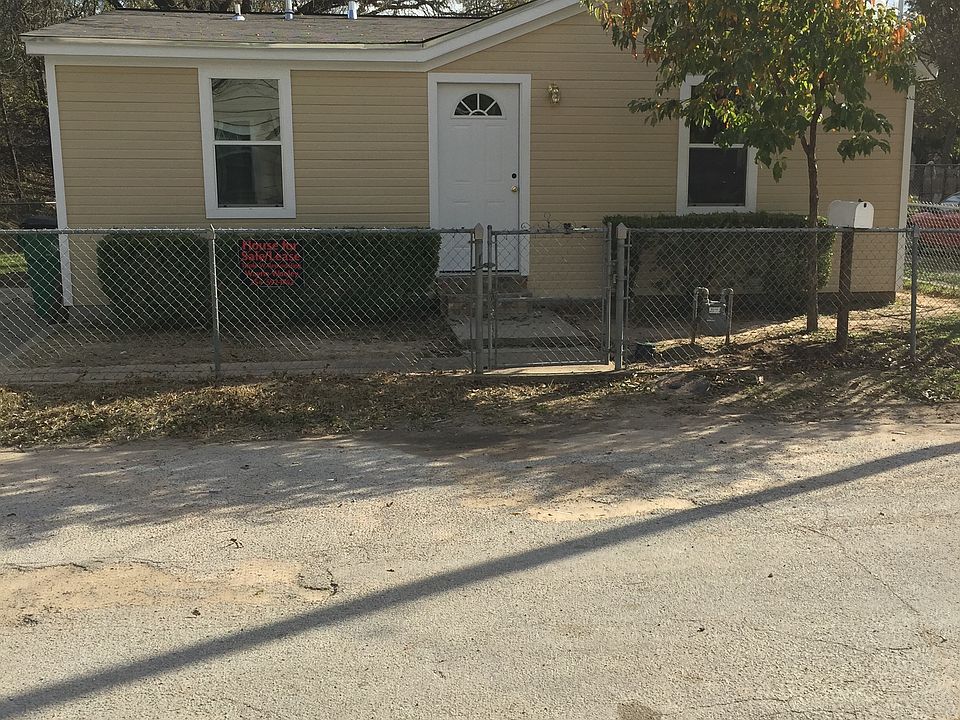 1st image of 946 W Green St