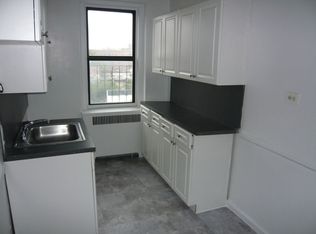 75 Thayer St APT 4F, New York, NY 10040