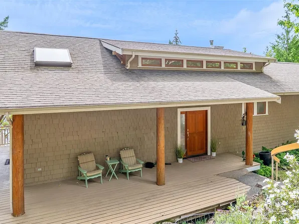 6608 Razor Point Rd, Southern Gulf Islands, BC V0N 2M1