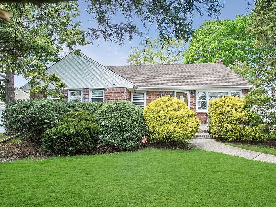 1st image of 718 Barkley Ave