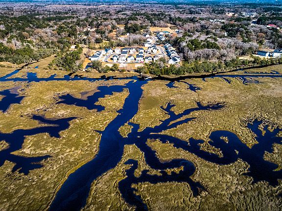 5th image of 1032 Saltwater Cir
