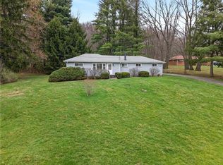 1461 Lynnwood Dr, Hermitage, PA 16148