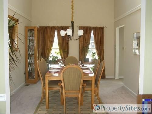 5th image of 771 Fox Chase Cir