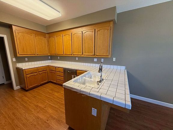 5th image of 1473 Indianhead Cir