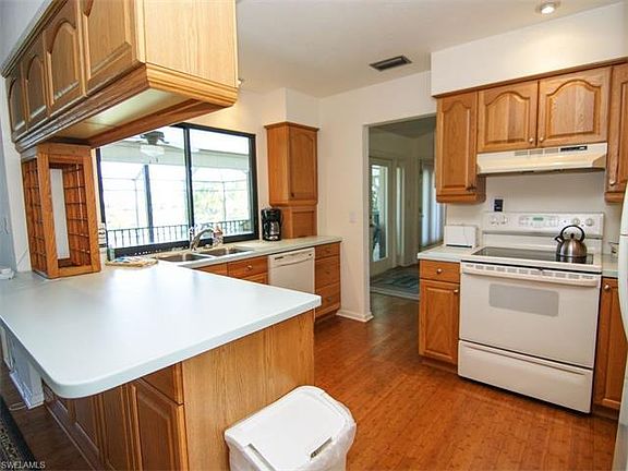 5th image of 529 Lake Murex Cir