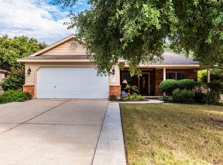 111 Trinity Dr, Kyle, TX 78640