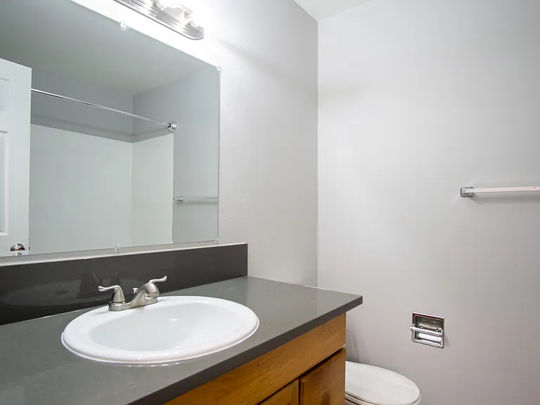 Weidler 111 — Photo 5