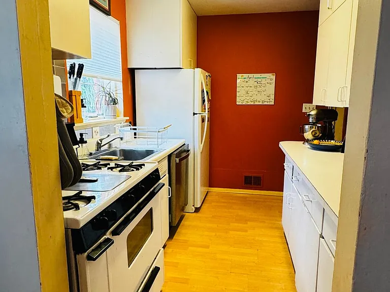 5024 River Rd — Photo 9