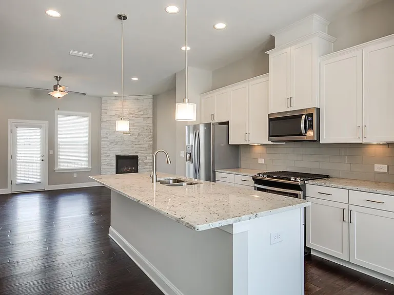 2044 Rockledge Rd NE — Photo 6