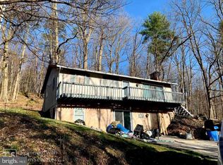 2450 Deininger Rd, York, PA 17406