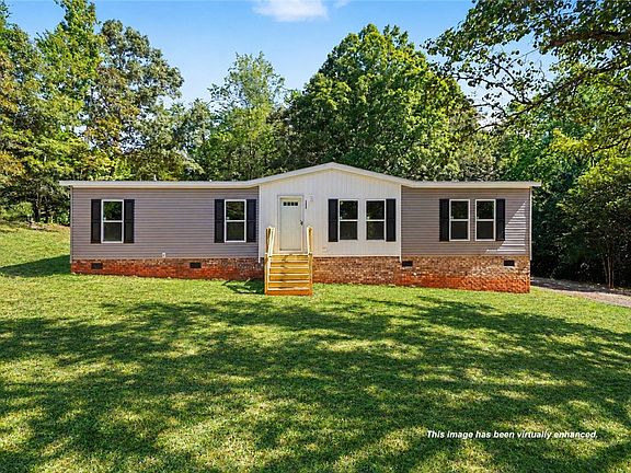 2nd image of 332 Shenandoah Dr