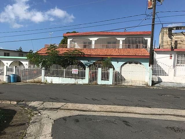 2nd image of 345 Calle 30
