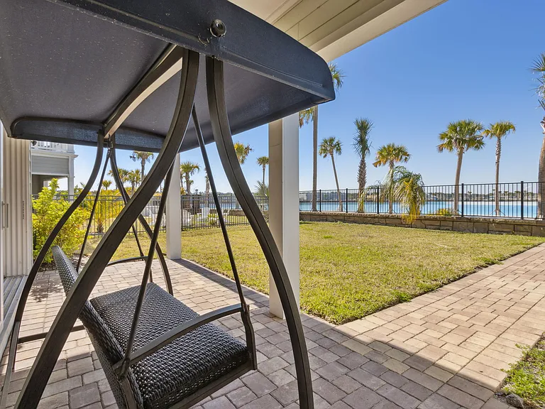401 Marquesa Cir #1 — Photo 48