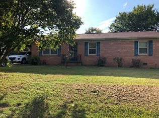 1529 Eastview Dr, Humboldt, TN 38343