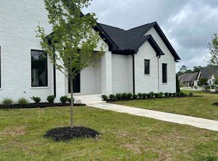 2 Fletcher Ridge Cir, Little Rock, AR 72223