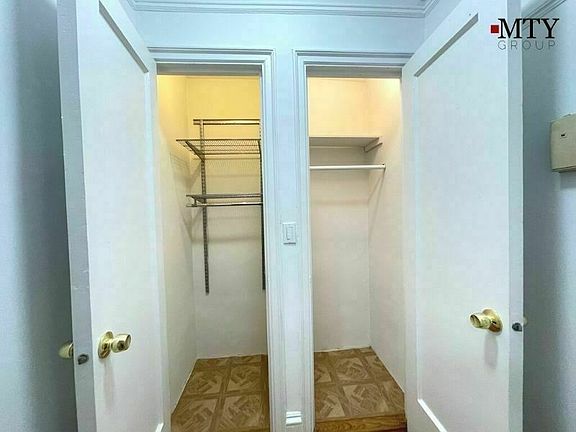 5th image of 155 E 52nd St APT 7F