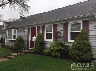 121 C Lowell Ln, Monroe Township, NJ 08831