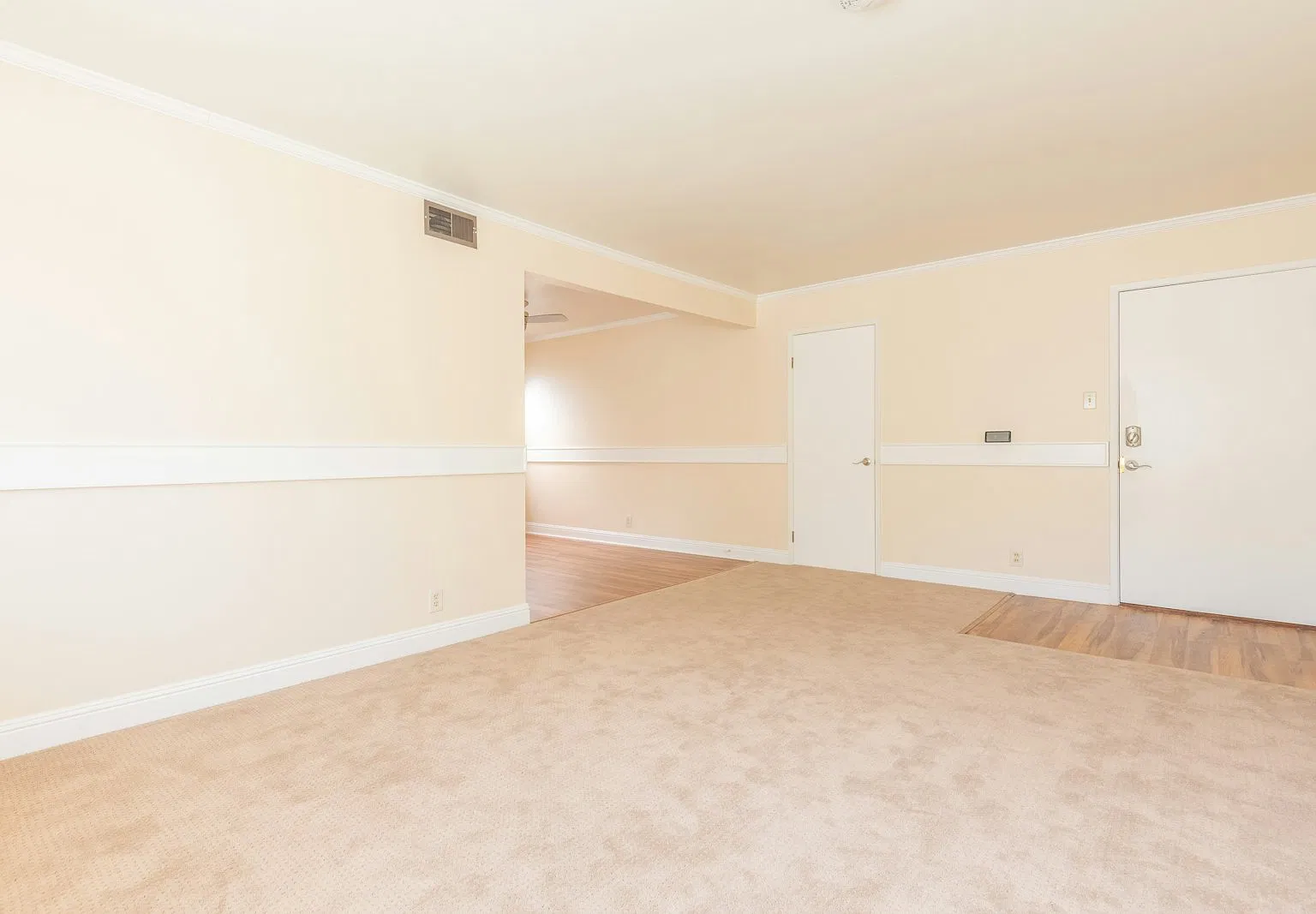 19 Belle Avenue, Unit 4 — Photo 3