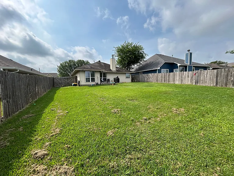 3933 Tranquil Path Dr — Photo 15