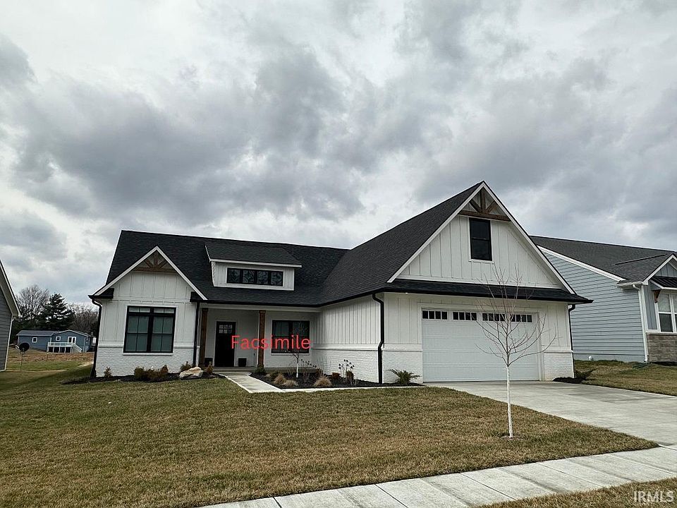 1st image of 905 S Lantern Ln